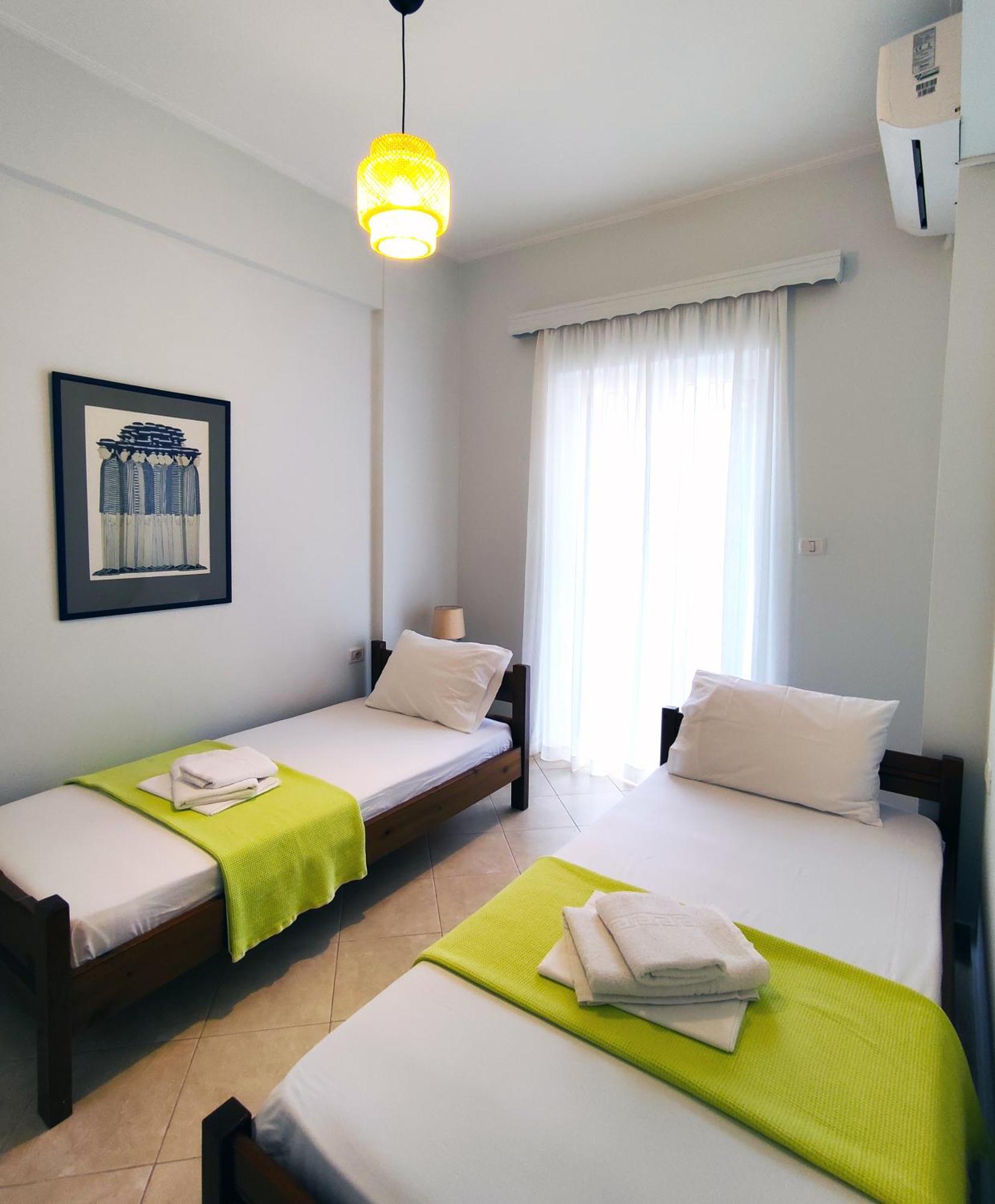 Comfy Hill Apartments Саранда Экстерьер фото